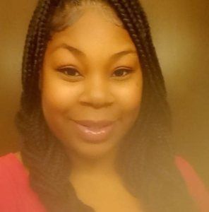 Meet your Posher, Stacey